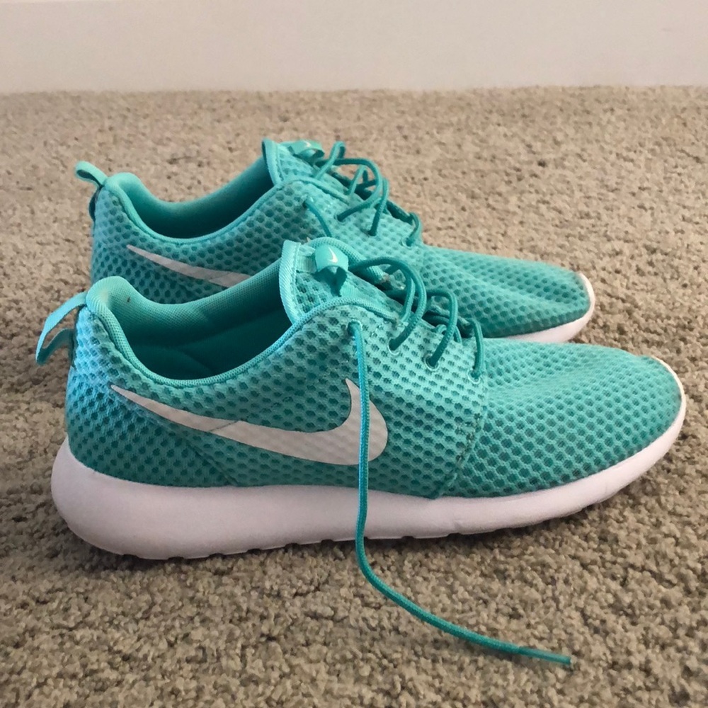 Nike Roshes